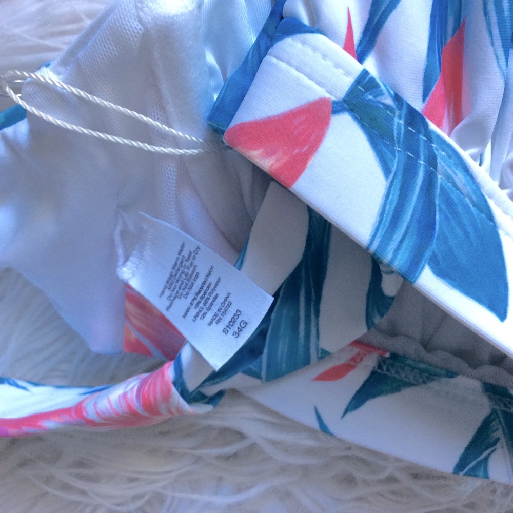 NWT Birdsong Bra-Size Ruffle Bikini Top - Picture 9 of 11